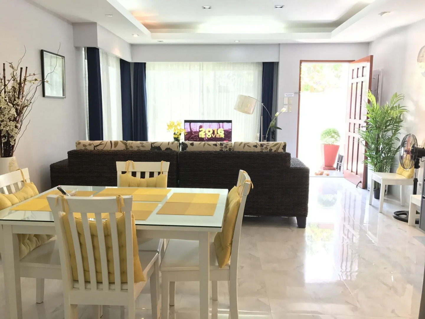 Anavada Apartment Inn