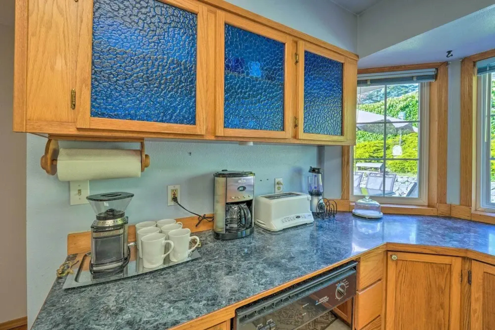 Oak Harbor Hideaway - 5 Mi to Deception Pass!