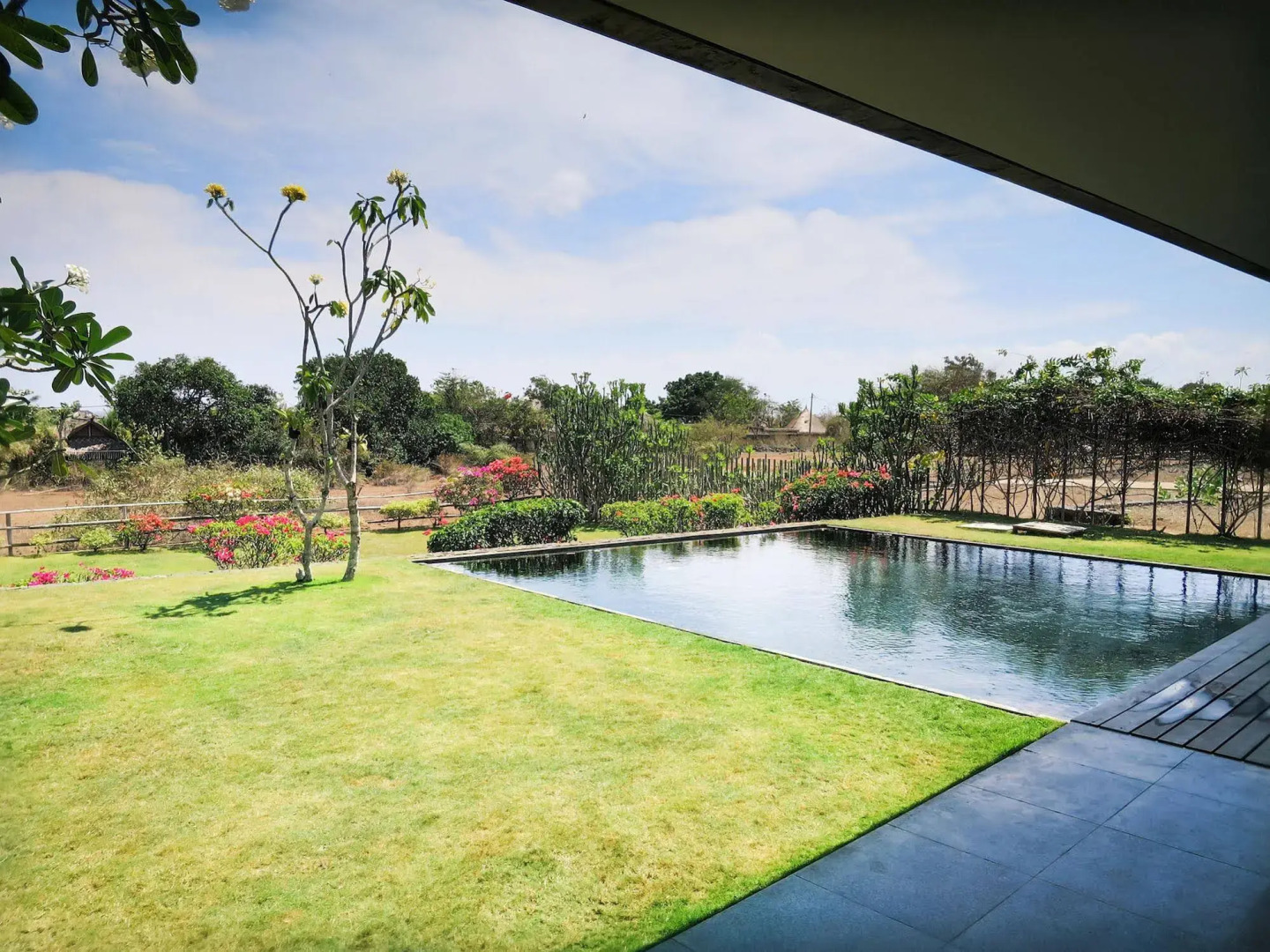 Jimbaran Balangan Beach Front Villa Nakar