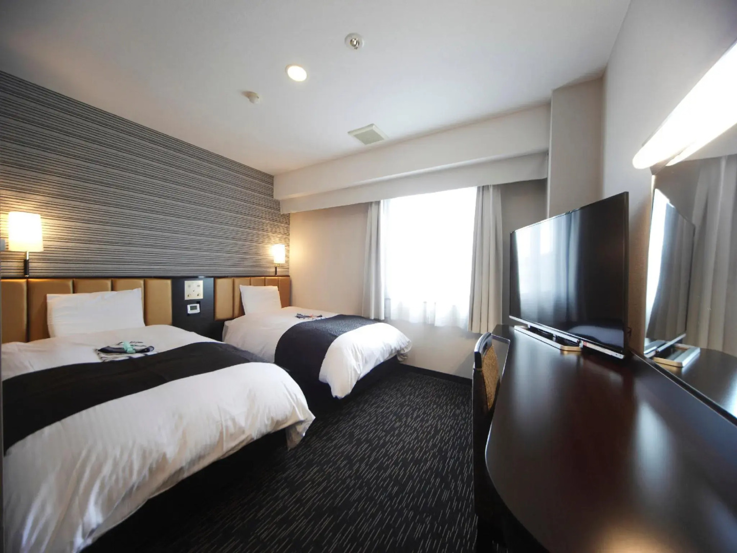 APA Hotel Aomori Eki Kenchodori