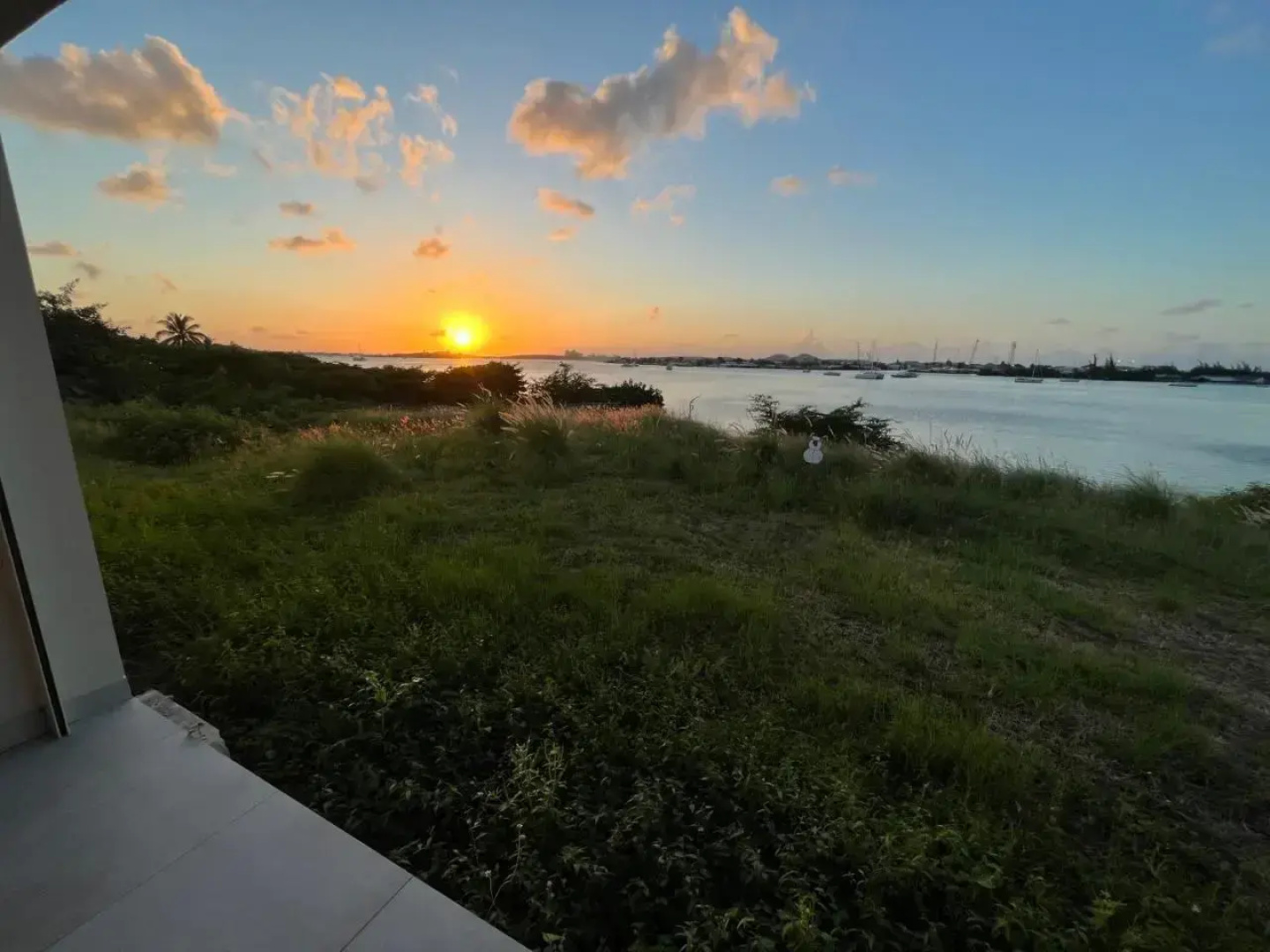 Le Sea-Breeze - Beau Studio Piscine Vue Lagon