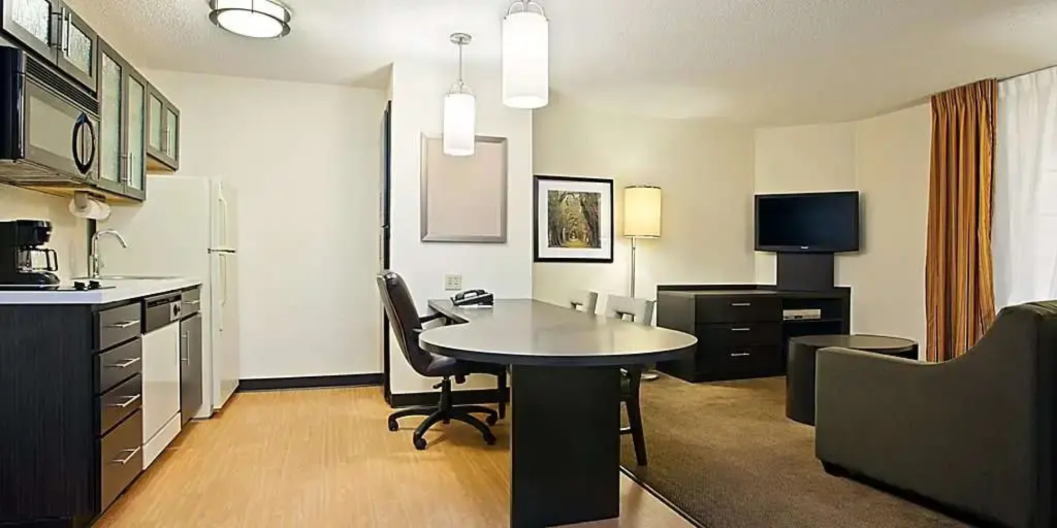 Sonesta Simply Suites Jacksonville