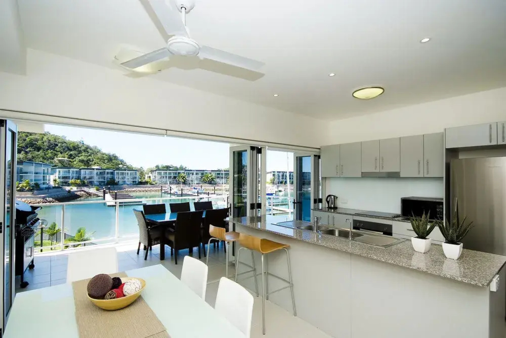 Beachside Apartment 13