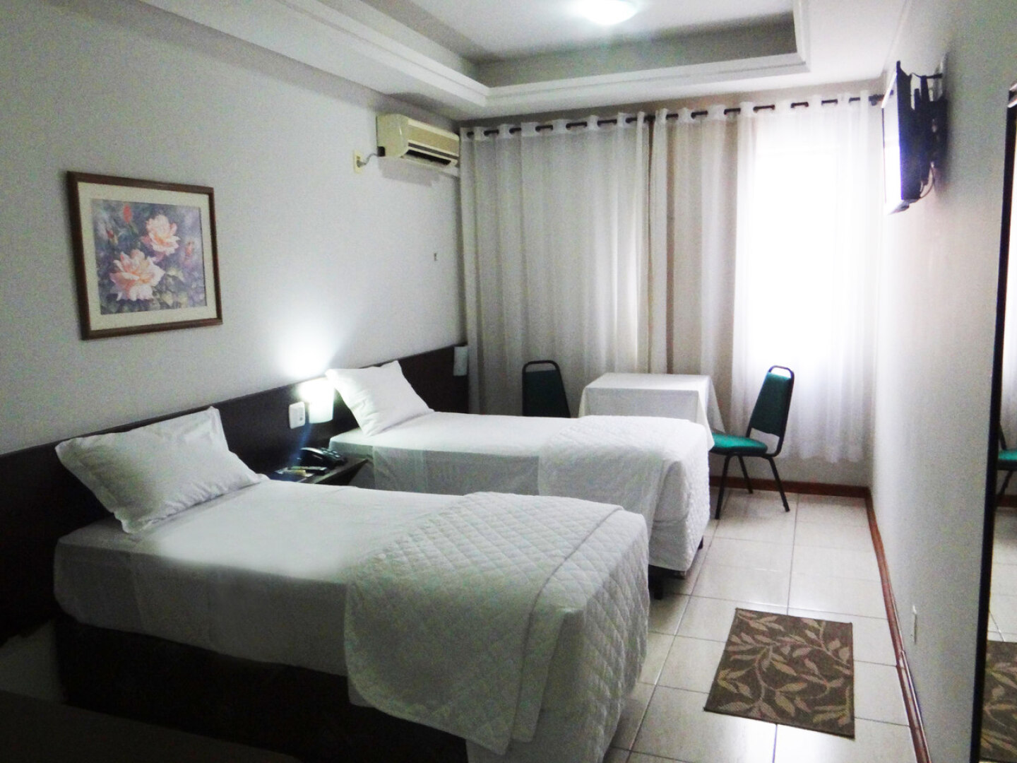 Отель Verde Plaza