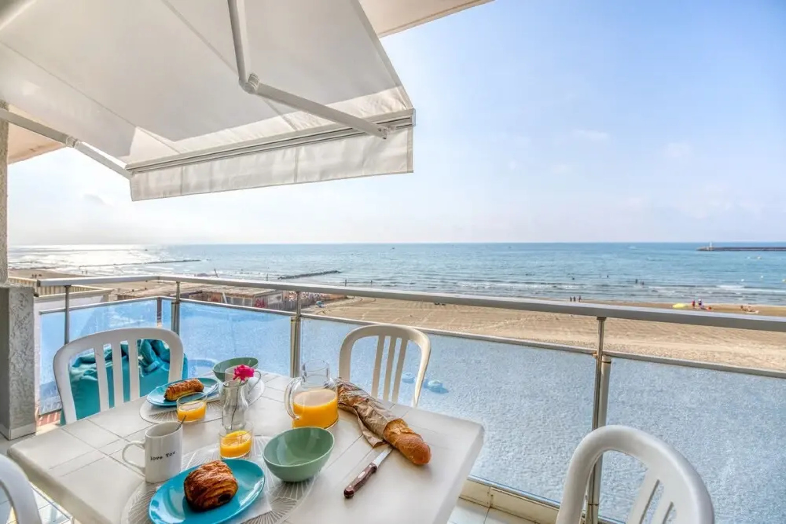 Face la mer - Premi re Conciergerie