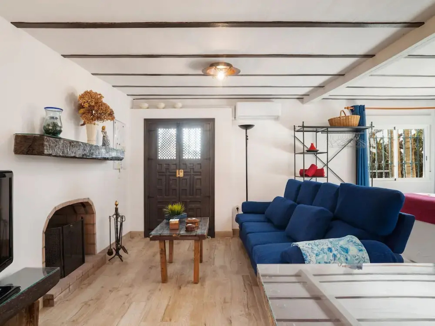 Splendid Holiday Home in Utrera With Garden