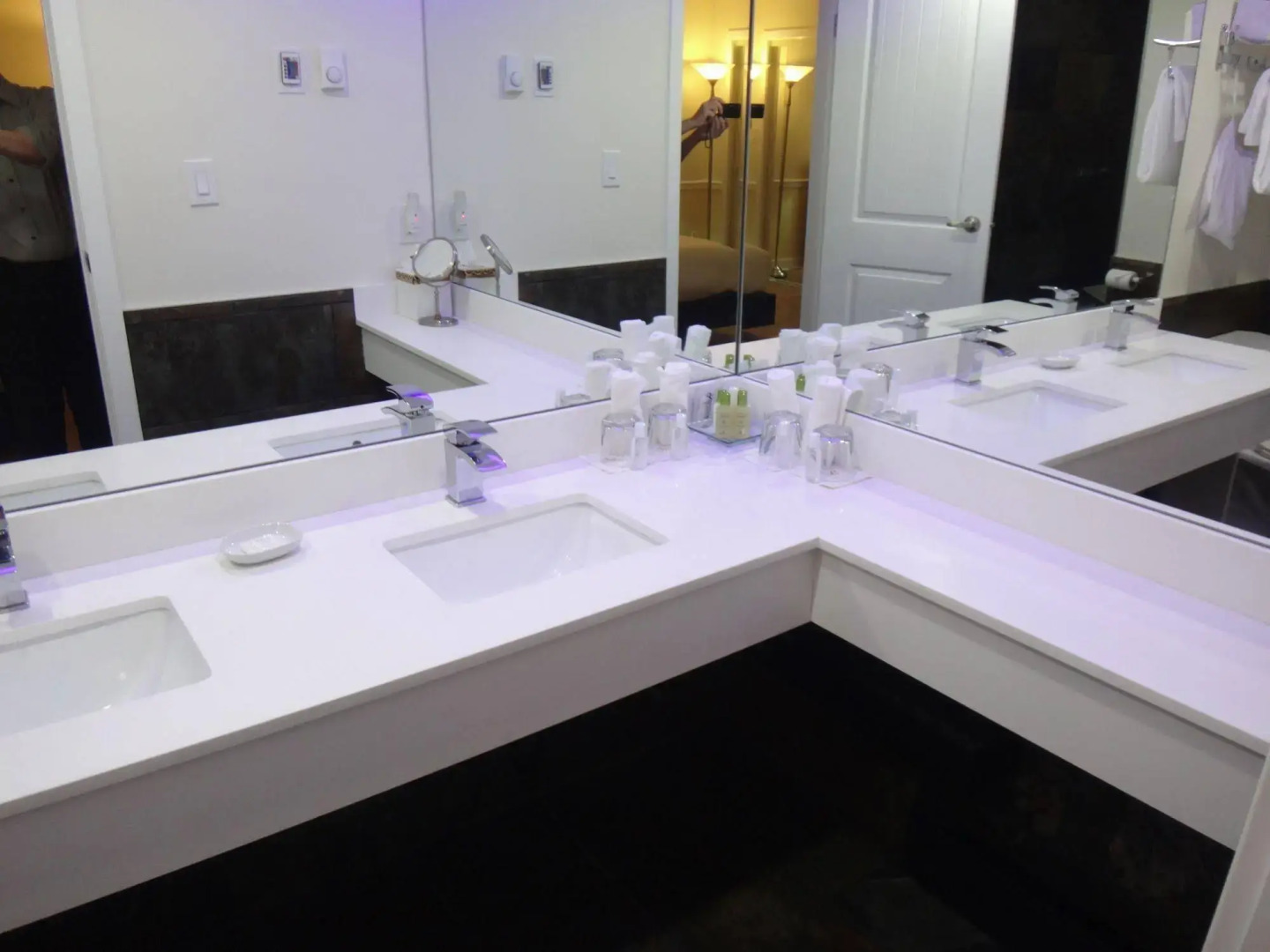 Rockwater Secret Cove Resort