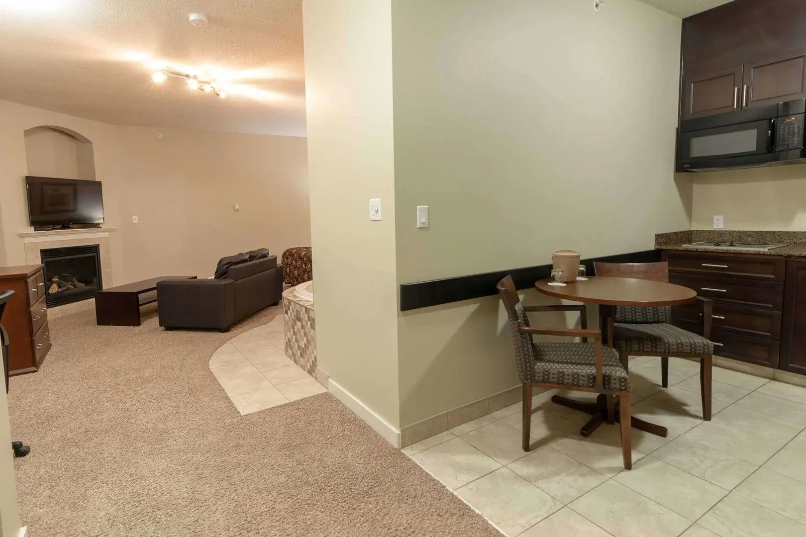 BCMInns Lac La Biche