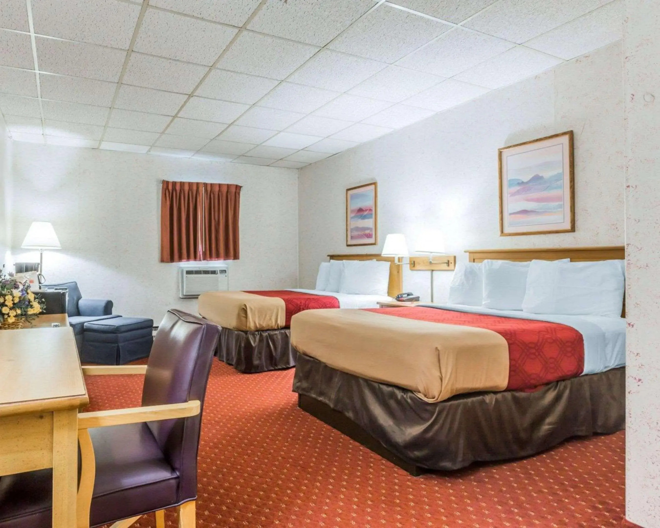 Econo Lodge Near Stewart International Airport