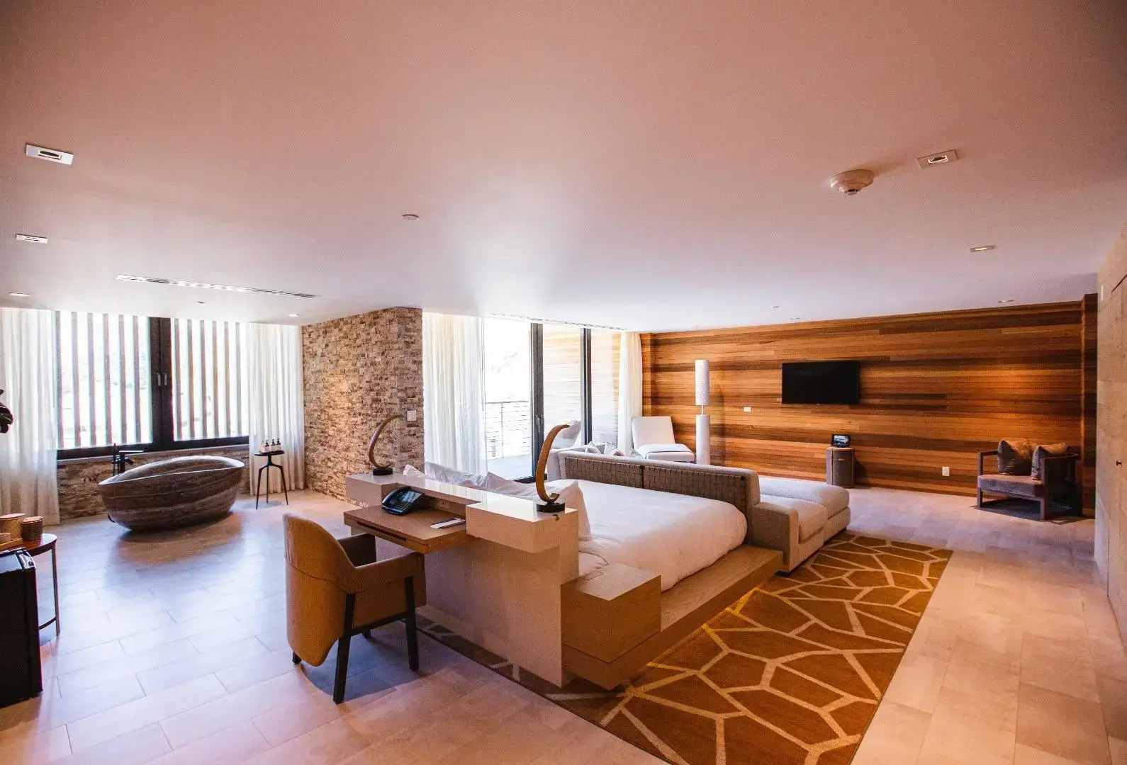 The Lodge at Blue Sky, Auberge Collection