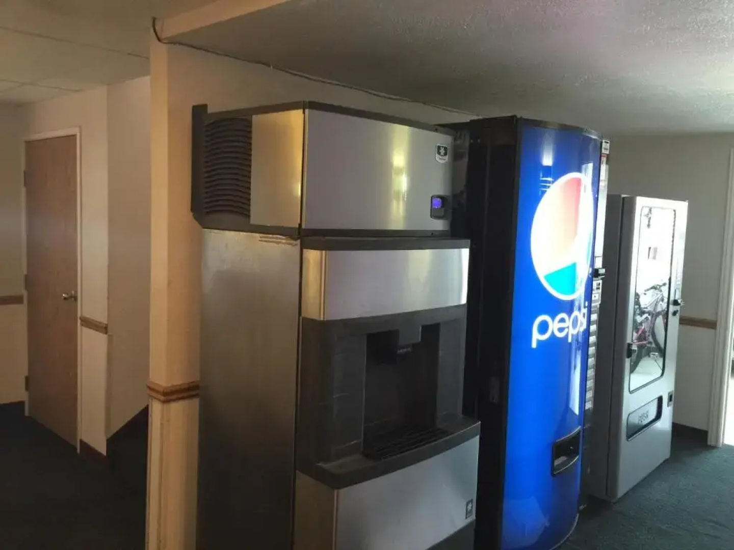 Economy Inn