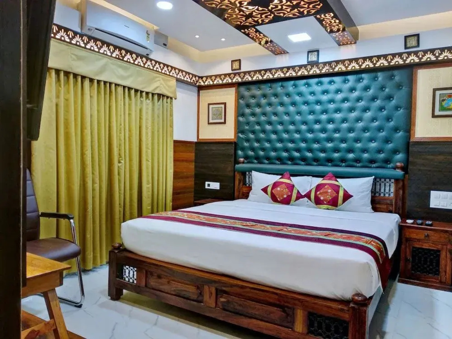 OYO 10395 Hotel Dvarka INN