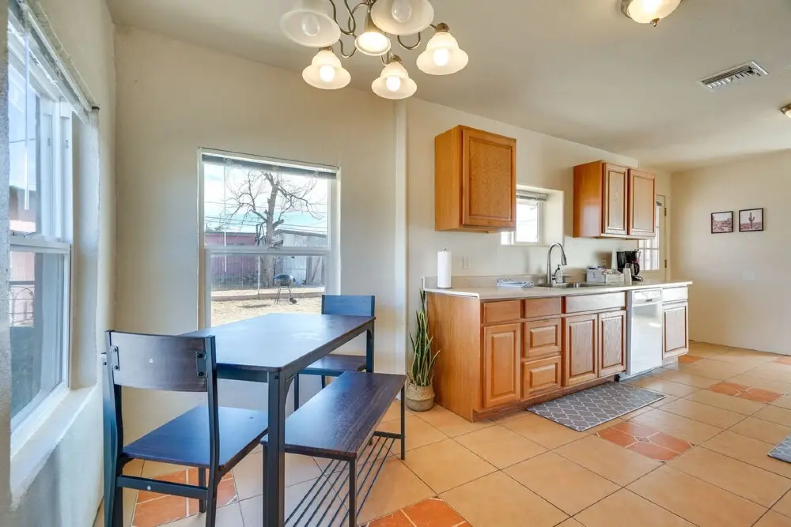 Bright Bisbee Home ~ 6 Mi to Downtown!