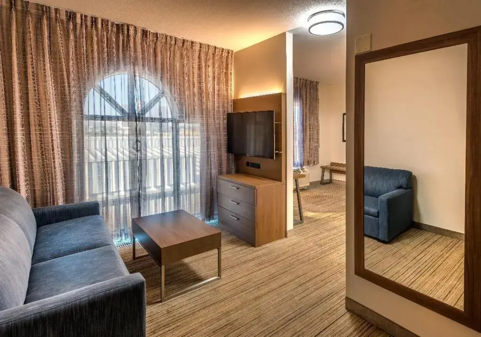 Holiday Inn Express And Suites - Reno Airport
