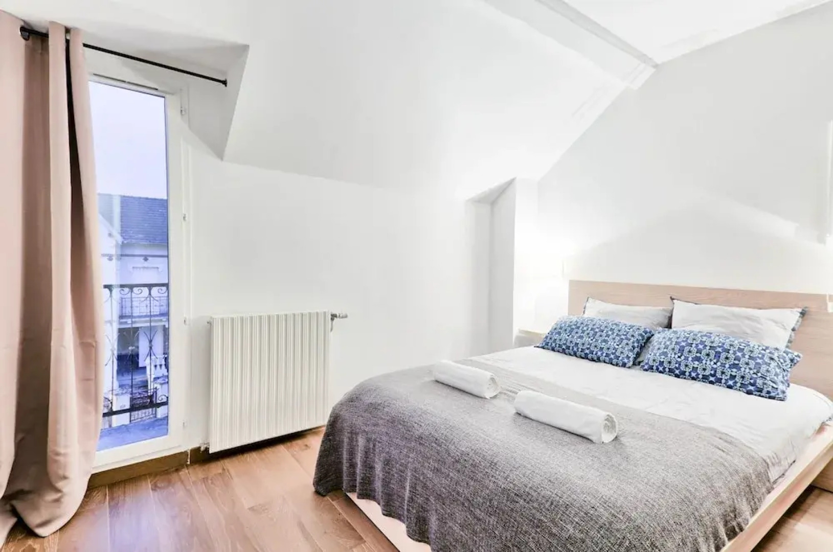 Tamaris Corner House