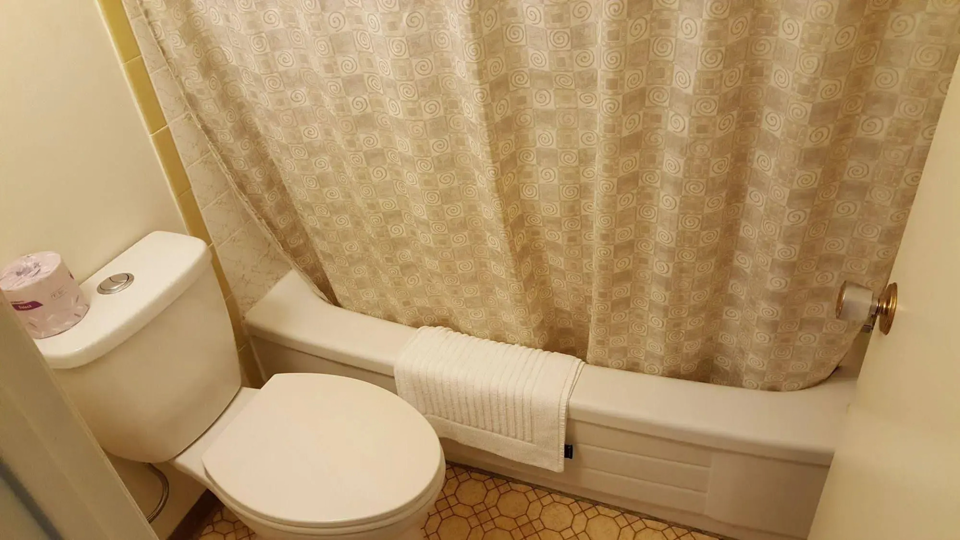 Town N Country Motor Inn