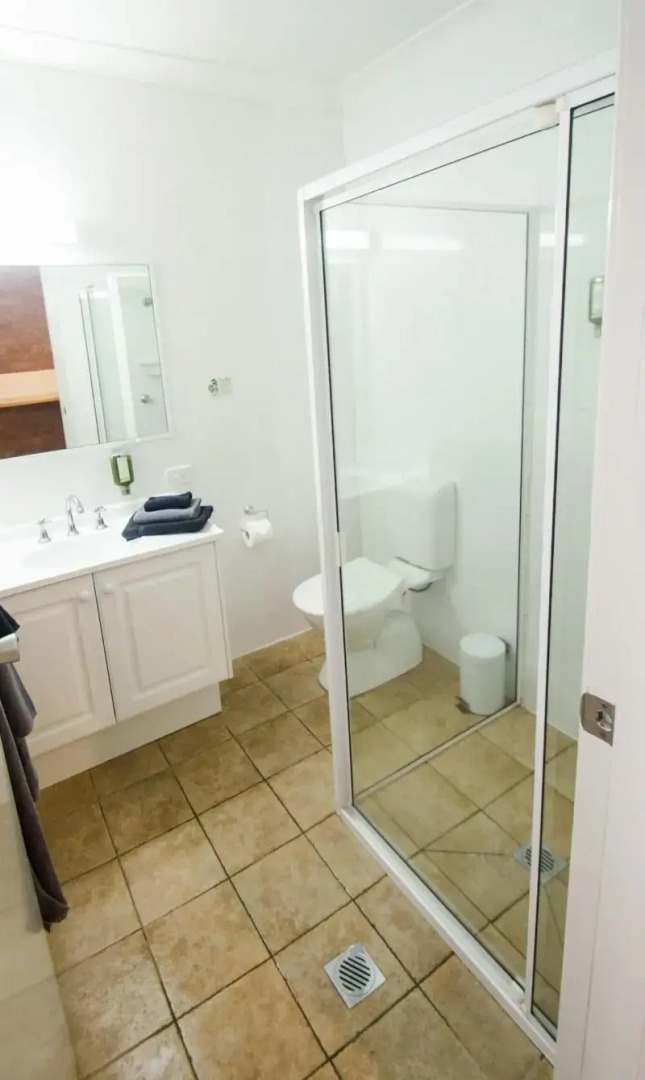 Hamilton's Henry Parkes Motor Inn, Parkes