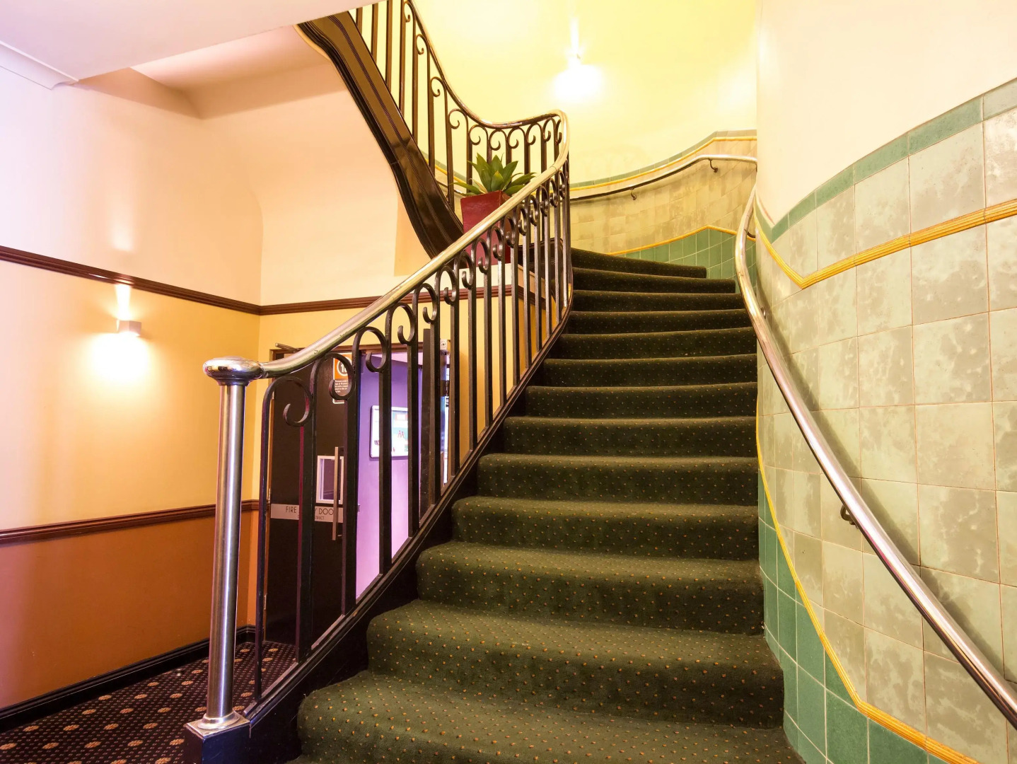 Grand Hotel Rockdale