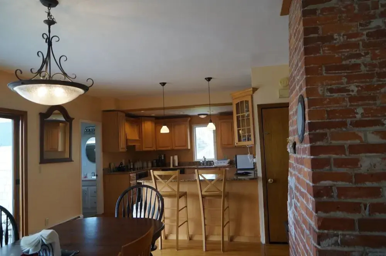 Short Sands View Y770-g Beautiful, Large Home Short Walk Through A Neighborhood To Short Sands Beach 4 Bedroom Home by RedAwning