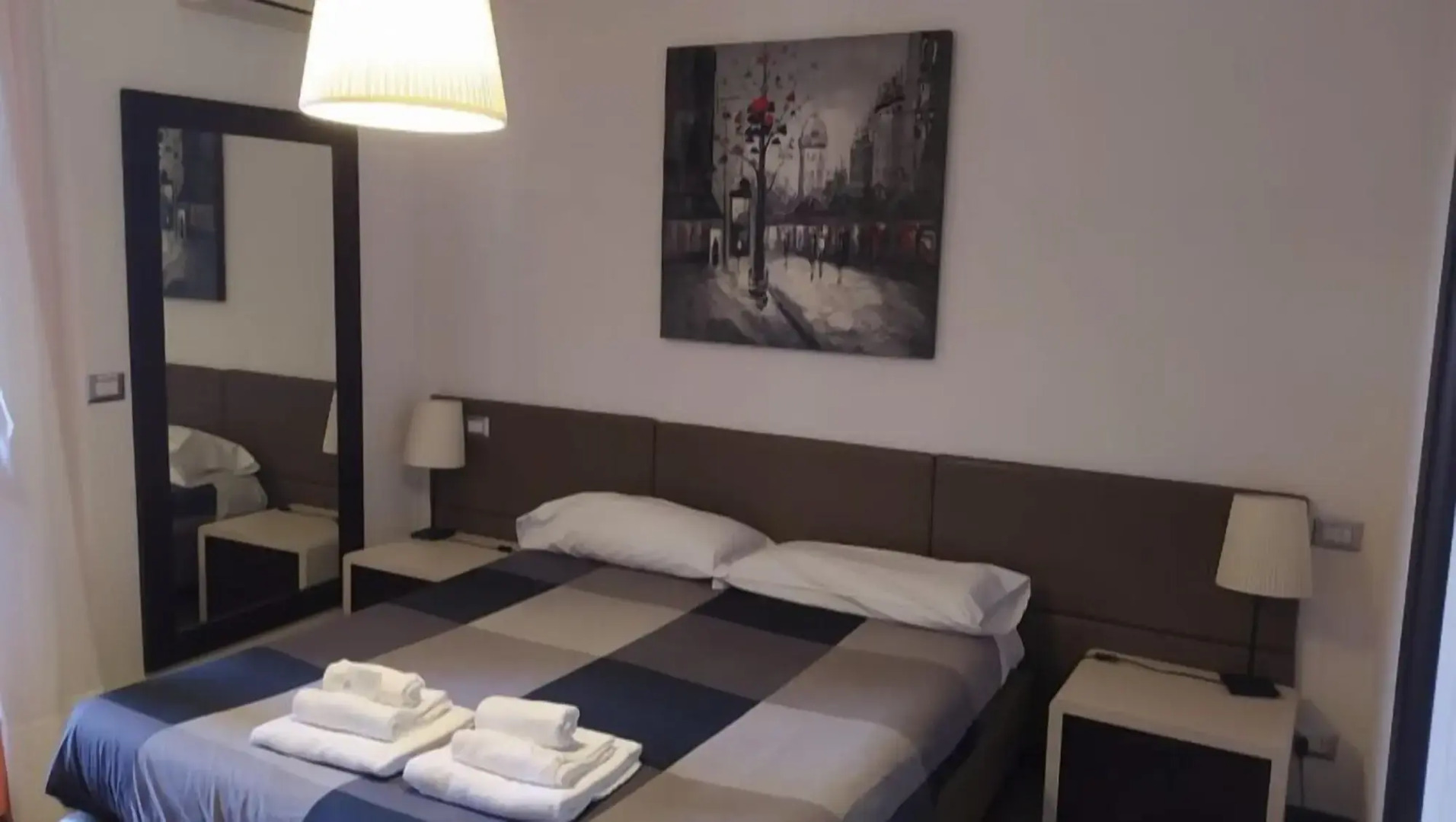 Cameracaffè sul Lago