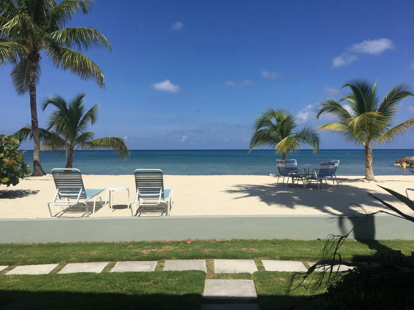 The Grandview Condos on Seven Mile Beach