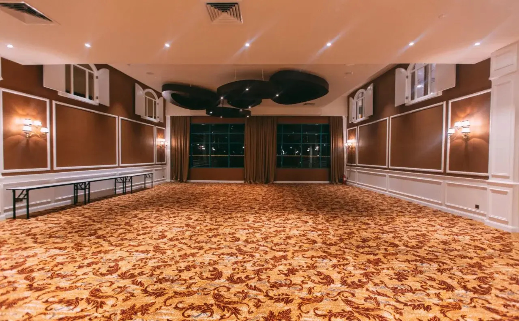 Tasik Villa International Resort