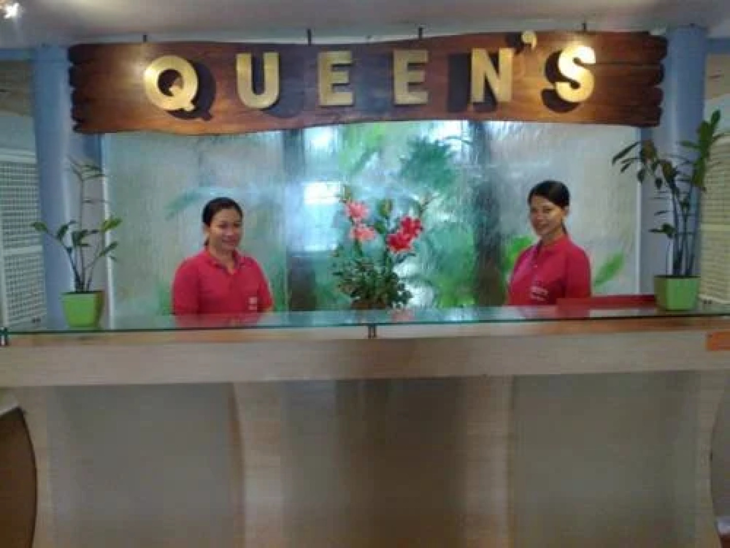 Queens Beach Resort