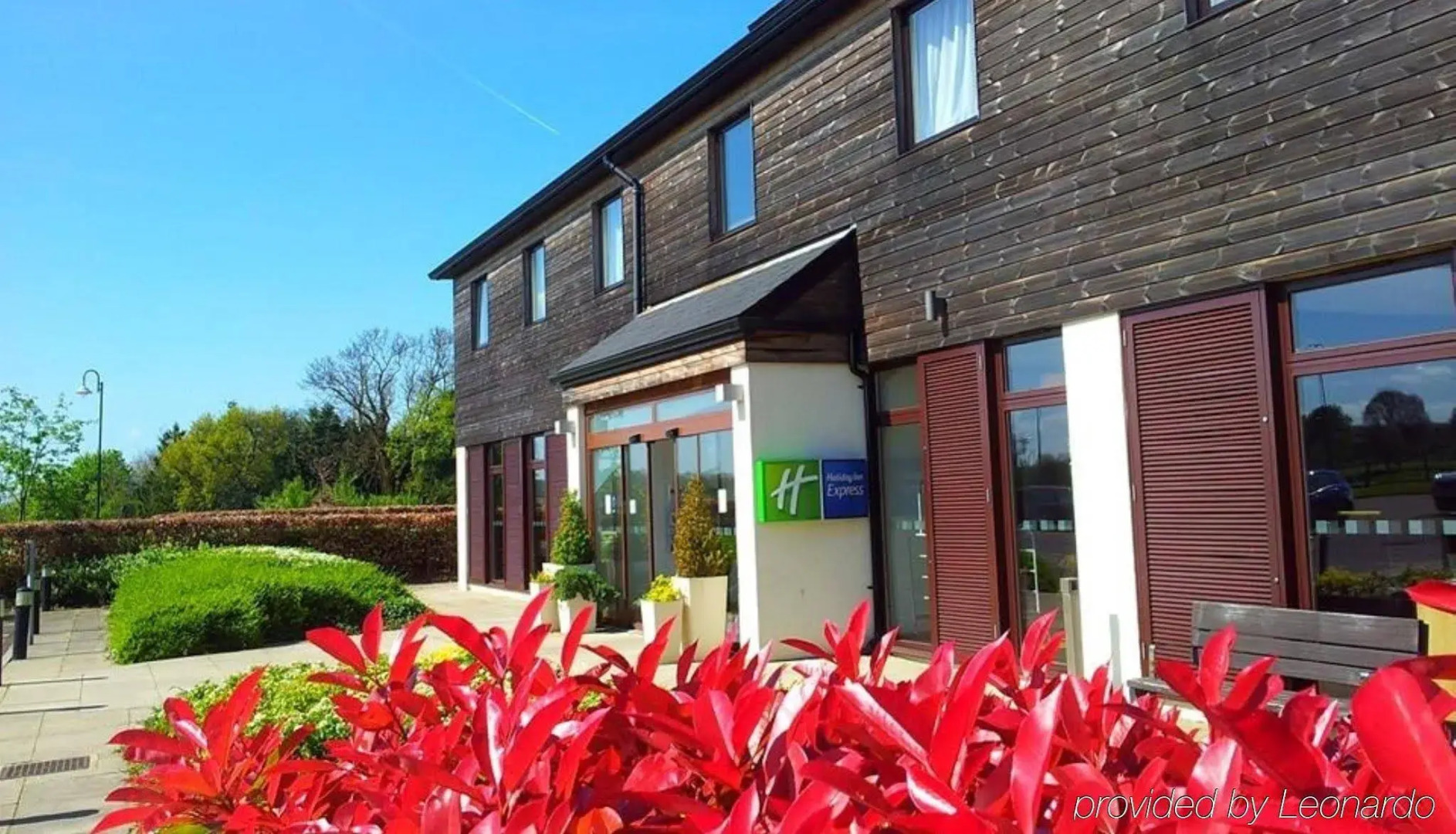 Holiday Inn Express London-Epsom Downs by IHG