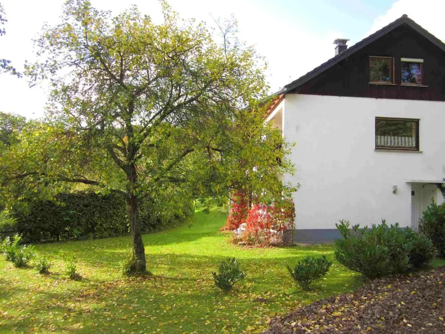 Apartment With 2 Bedrooms in Dahlem, With Furnished Garden and Wifi -