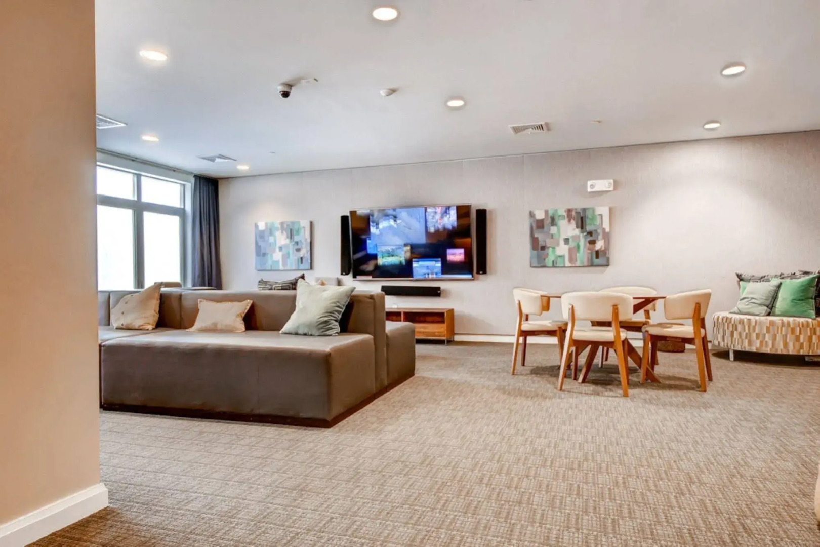 Global Luxury Suites at the Charles River
