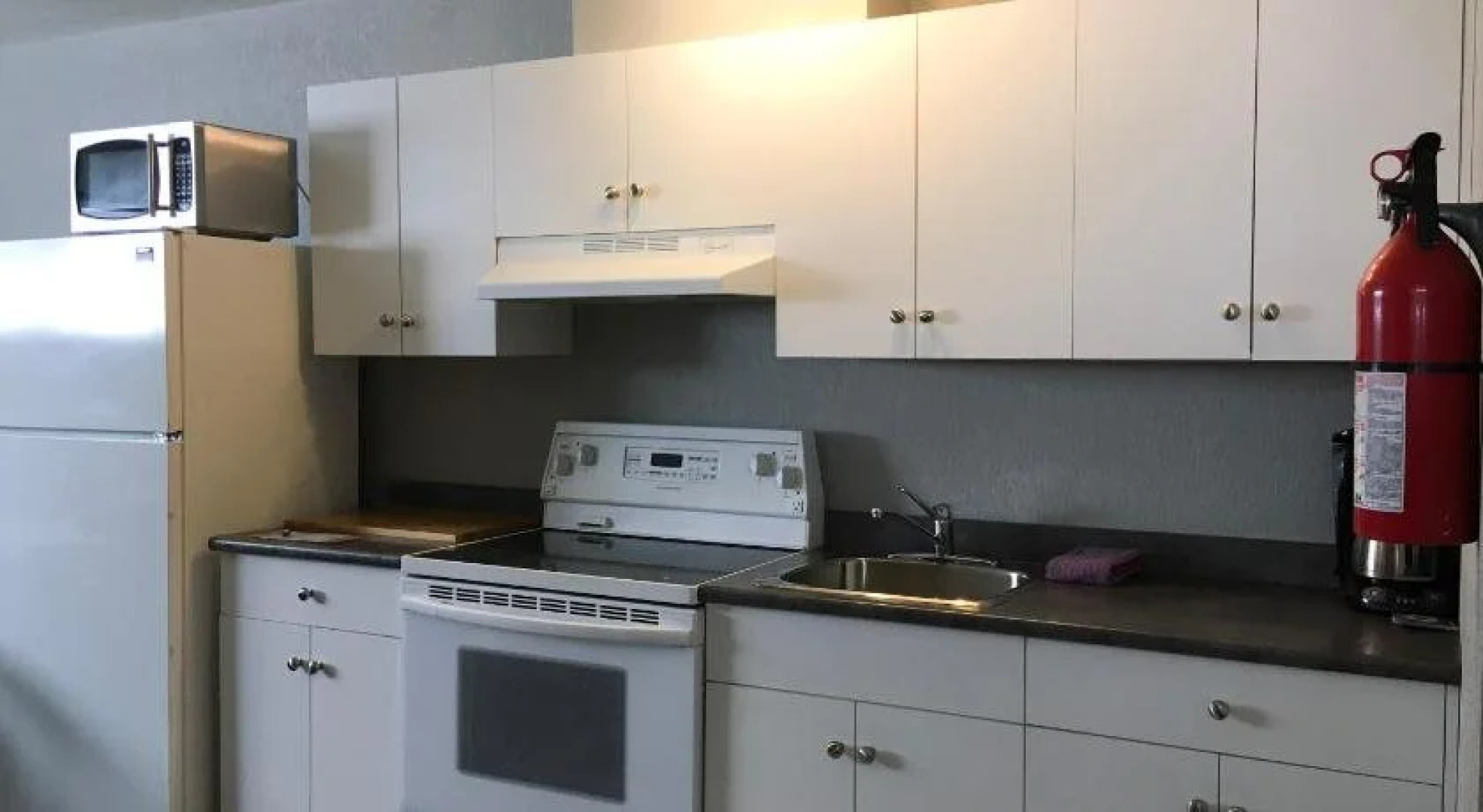 The Bulldog Hotel Silver Star