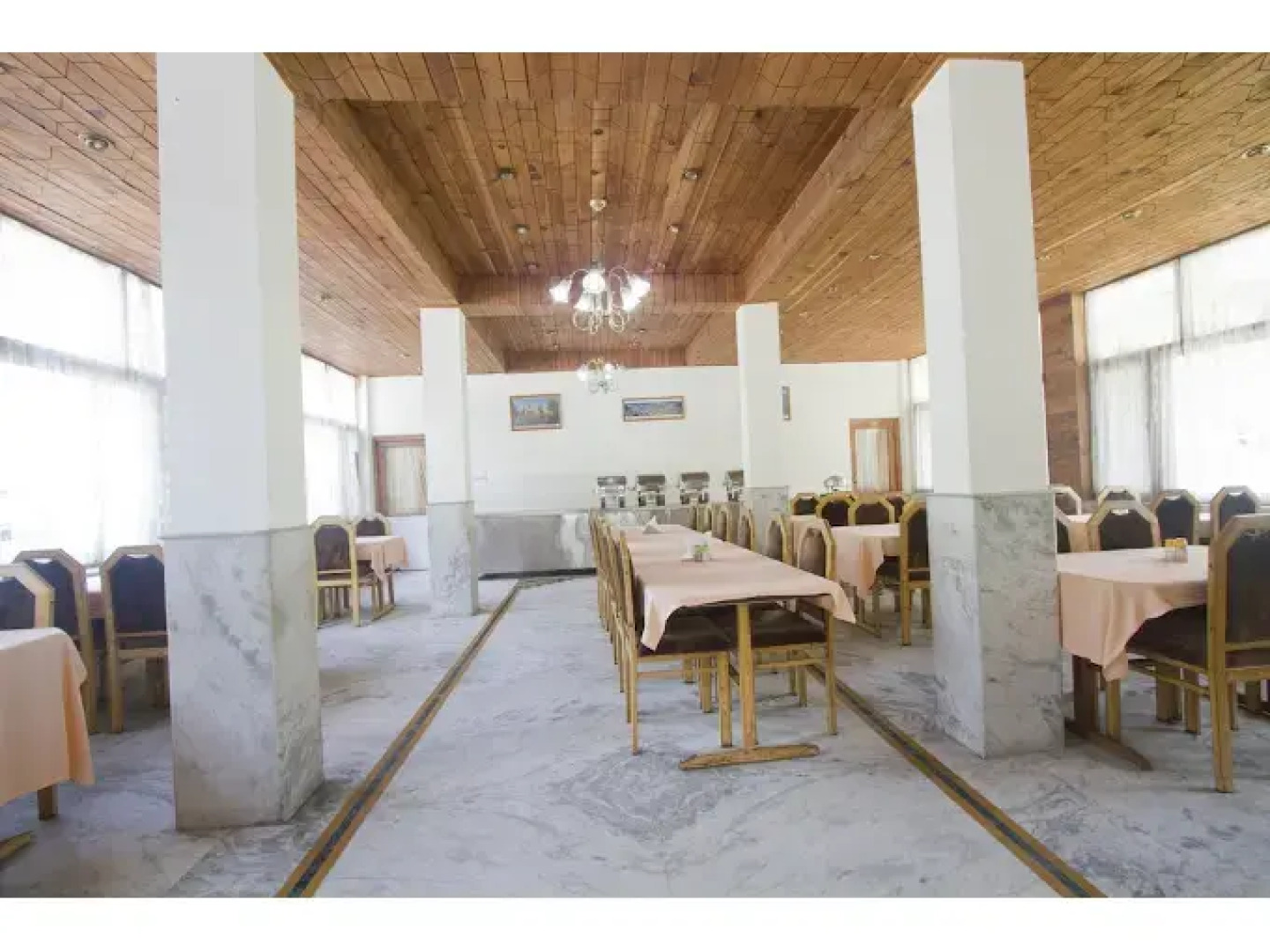 OYO 1537 Hotel Highland