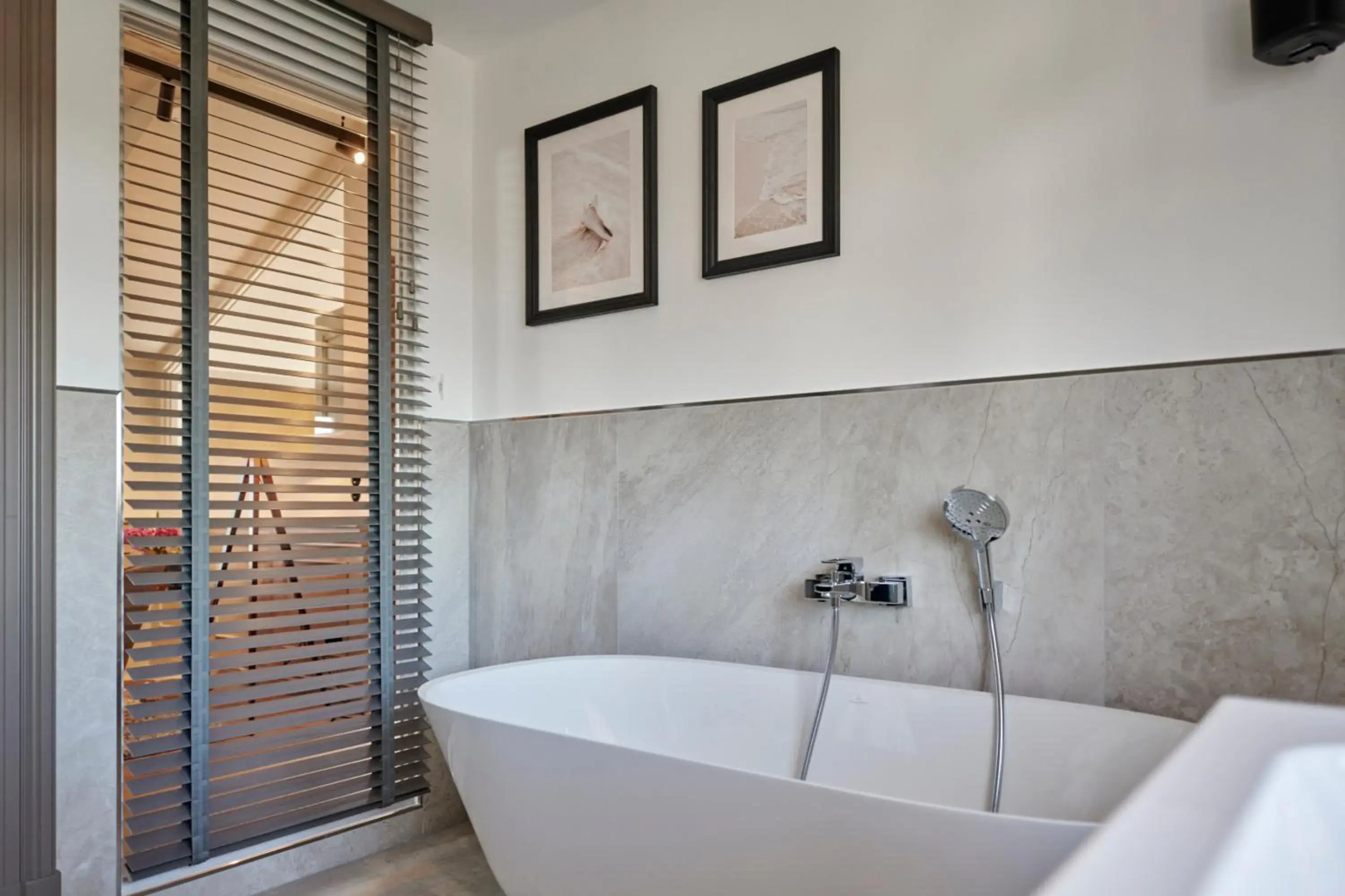 Goldmädchen 93 - Honeymoon Suite