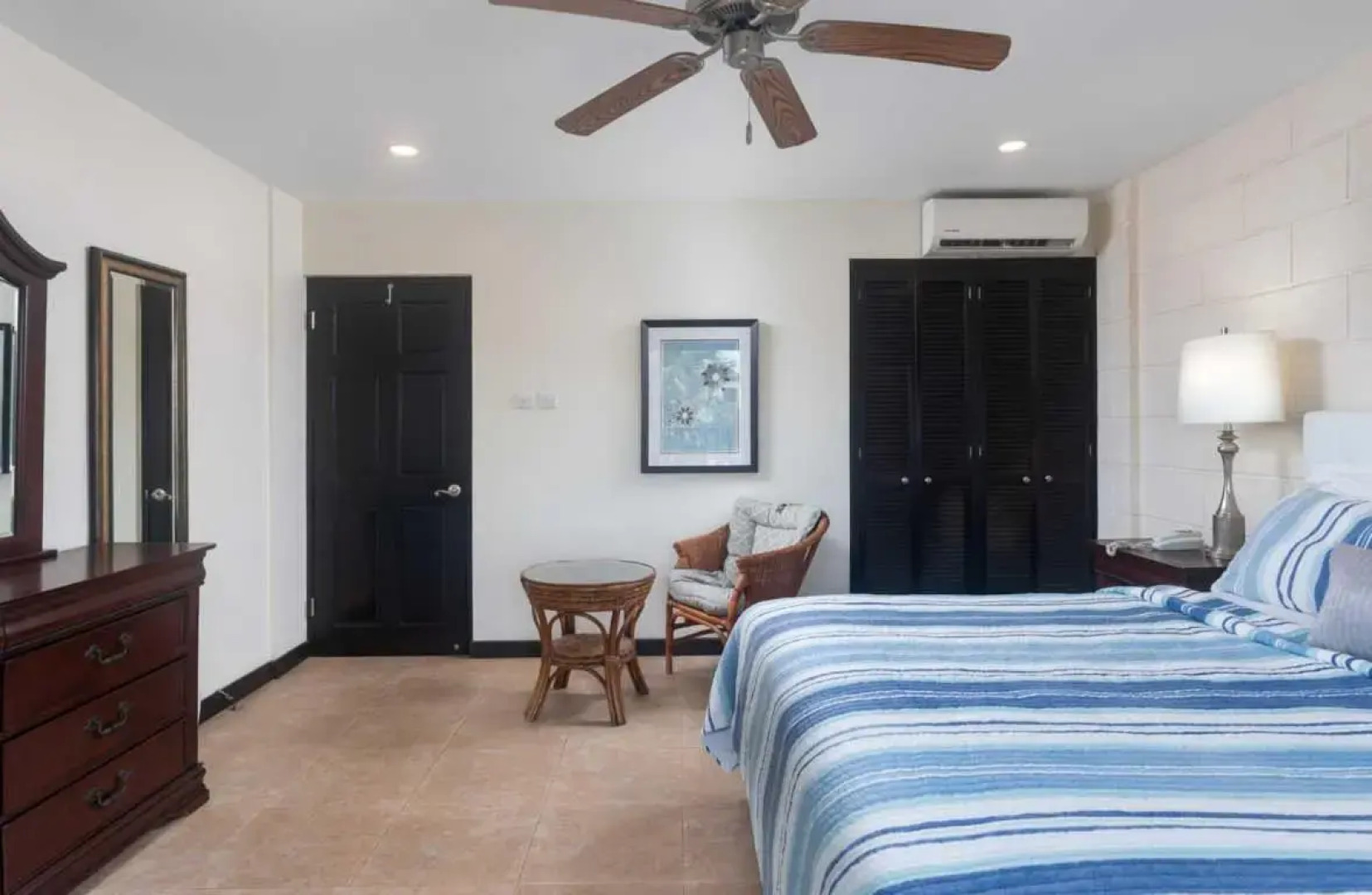 Wonderful 1-bed condo, 2min walk to beach & more