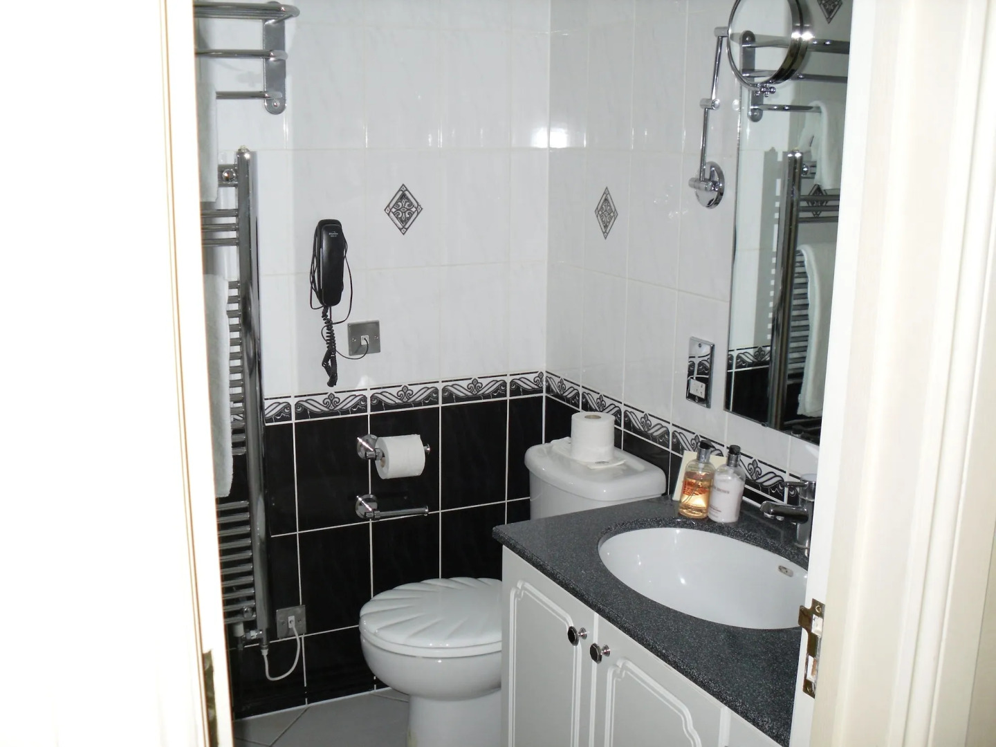 The Norfolk Royale Hotel