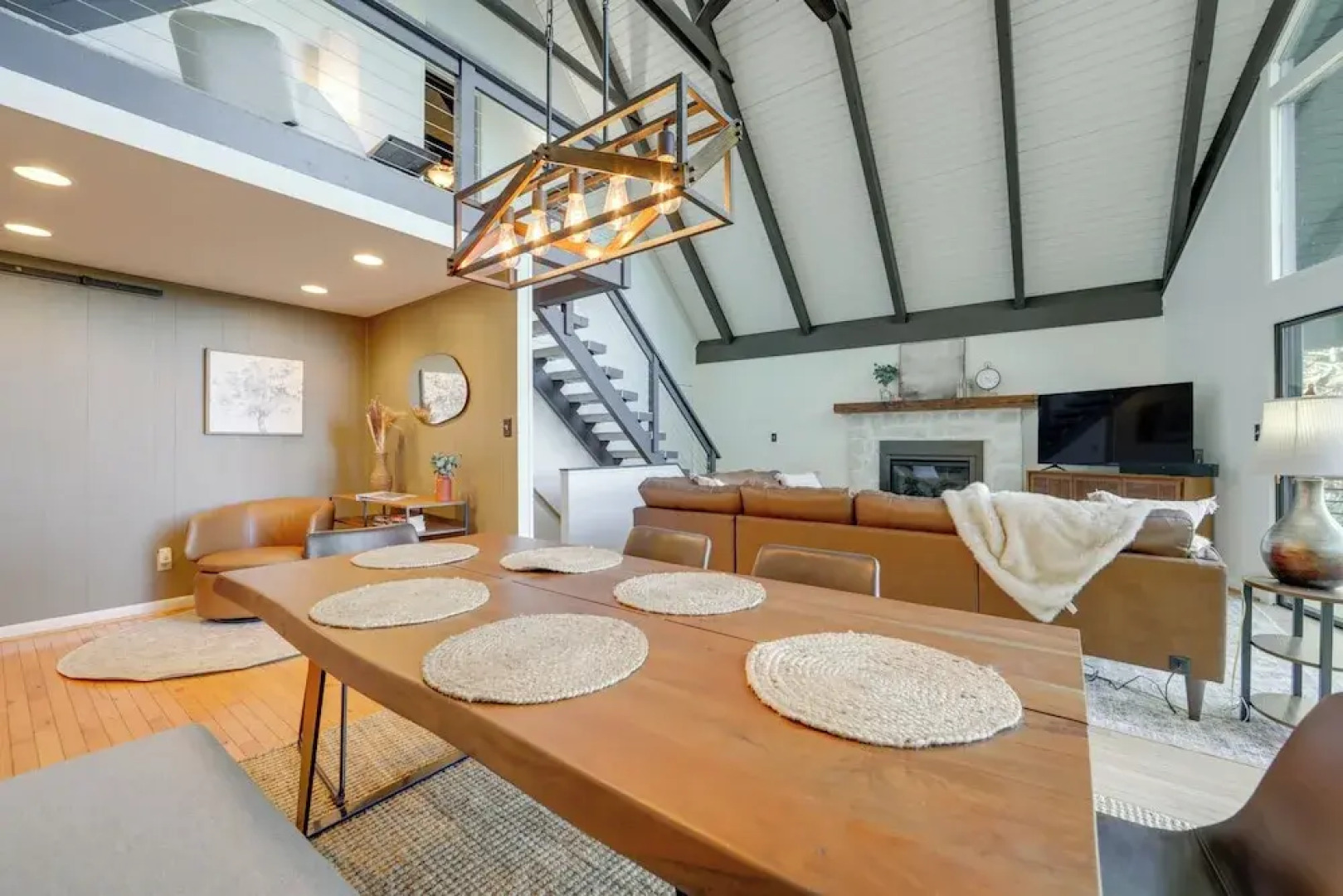 Blue Ridge Pkwy View & Deck: Brevard Home!