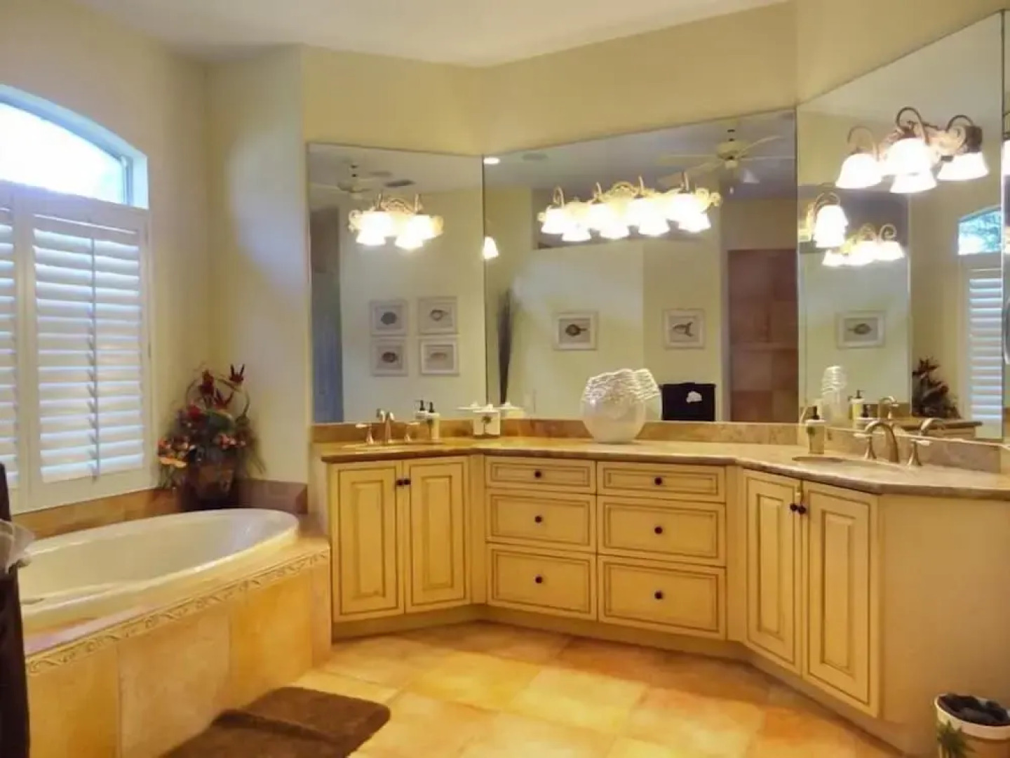 SNOW190 4 Bedroom Holiday Home by Marco Naples Vacation Homes