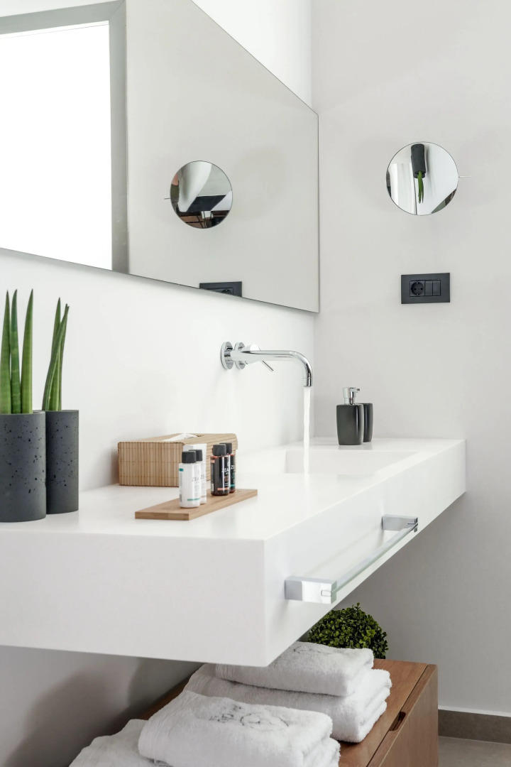 Avdou Retreat Collection