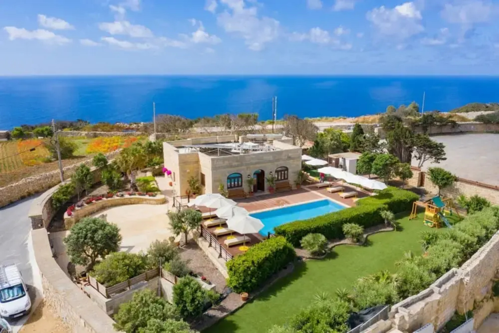 Villa Munqar 3 Bedroom Villa With Private Pool