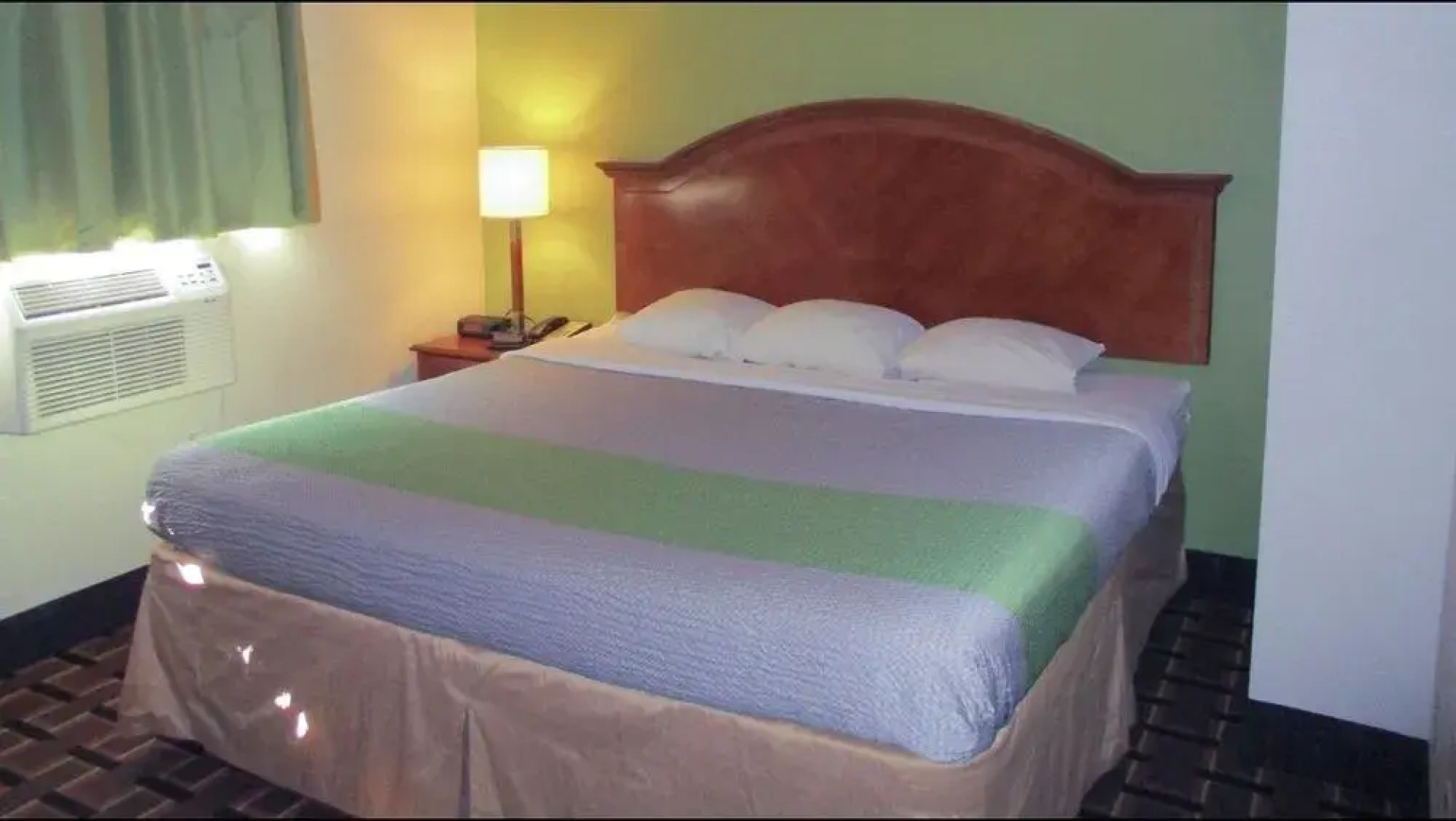 Motel 6 Savannah, GA