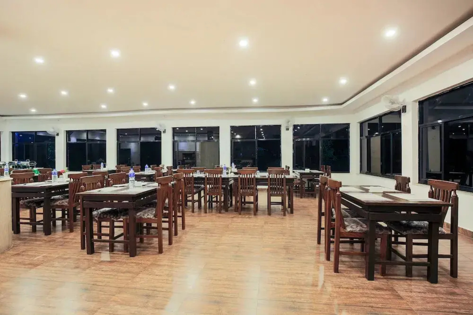 OYO 434 Vision Safari Pvt Ltd