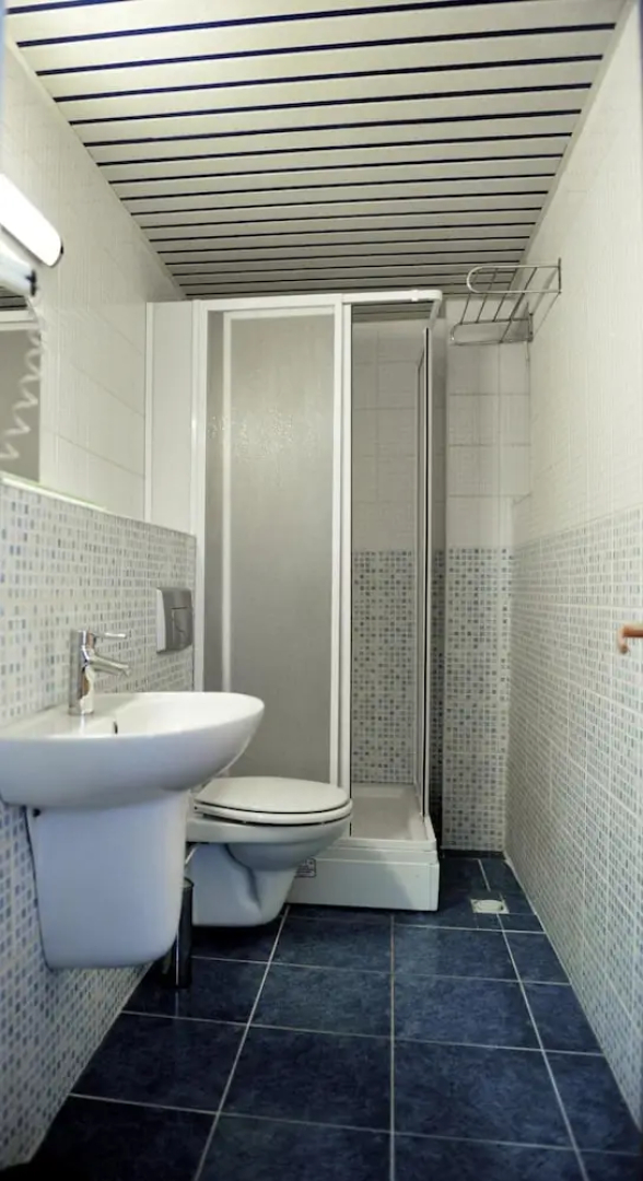 Saray Hotel