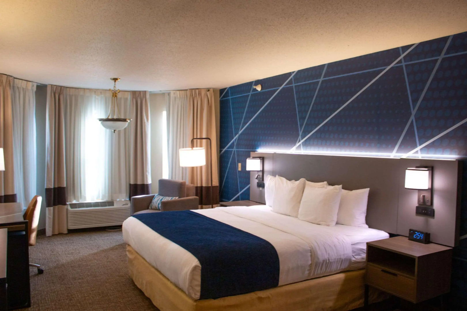 Comfort Inn & Suites Geneva - West Chicago