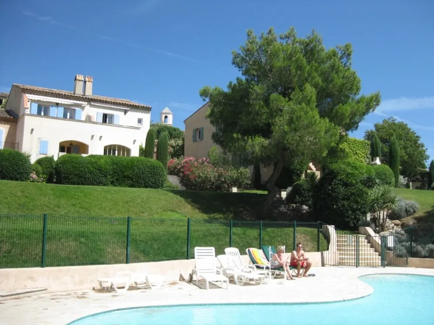 House With 3 Bedrooms in Mallemort, With Pool Access, Enclosed Garden