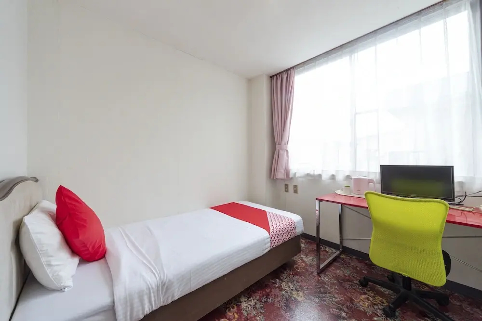 OYO Business Hotel Kyugetsu Tsukumi