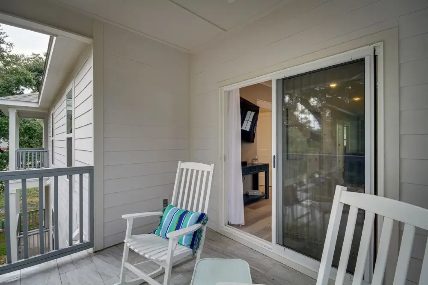 Diamondhead Retreat w/ Deck, Pool & Golf!