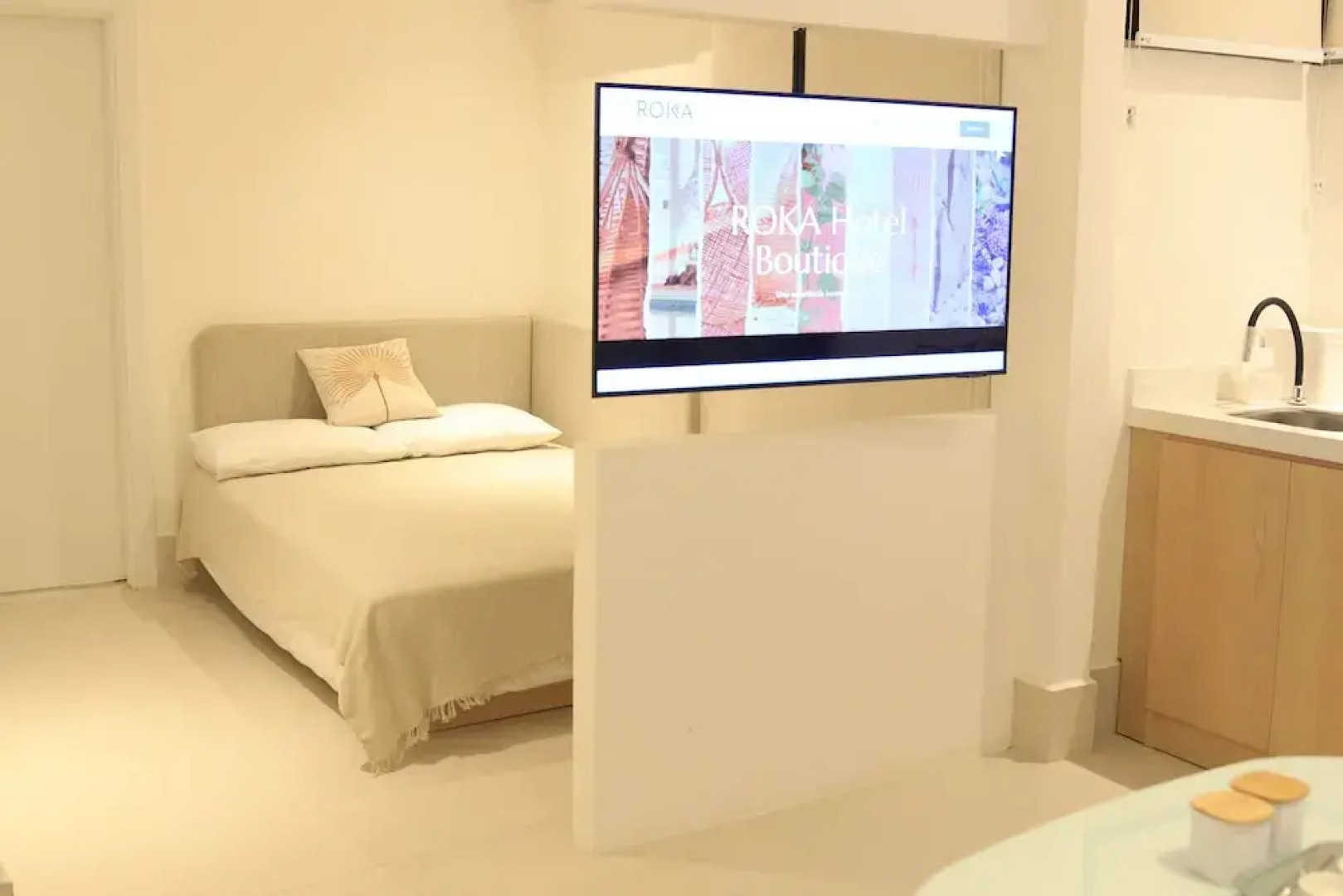 Roka Hotel Boutique