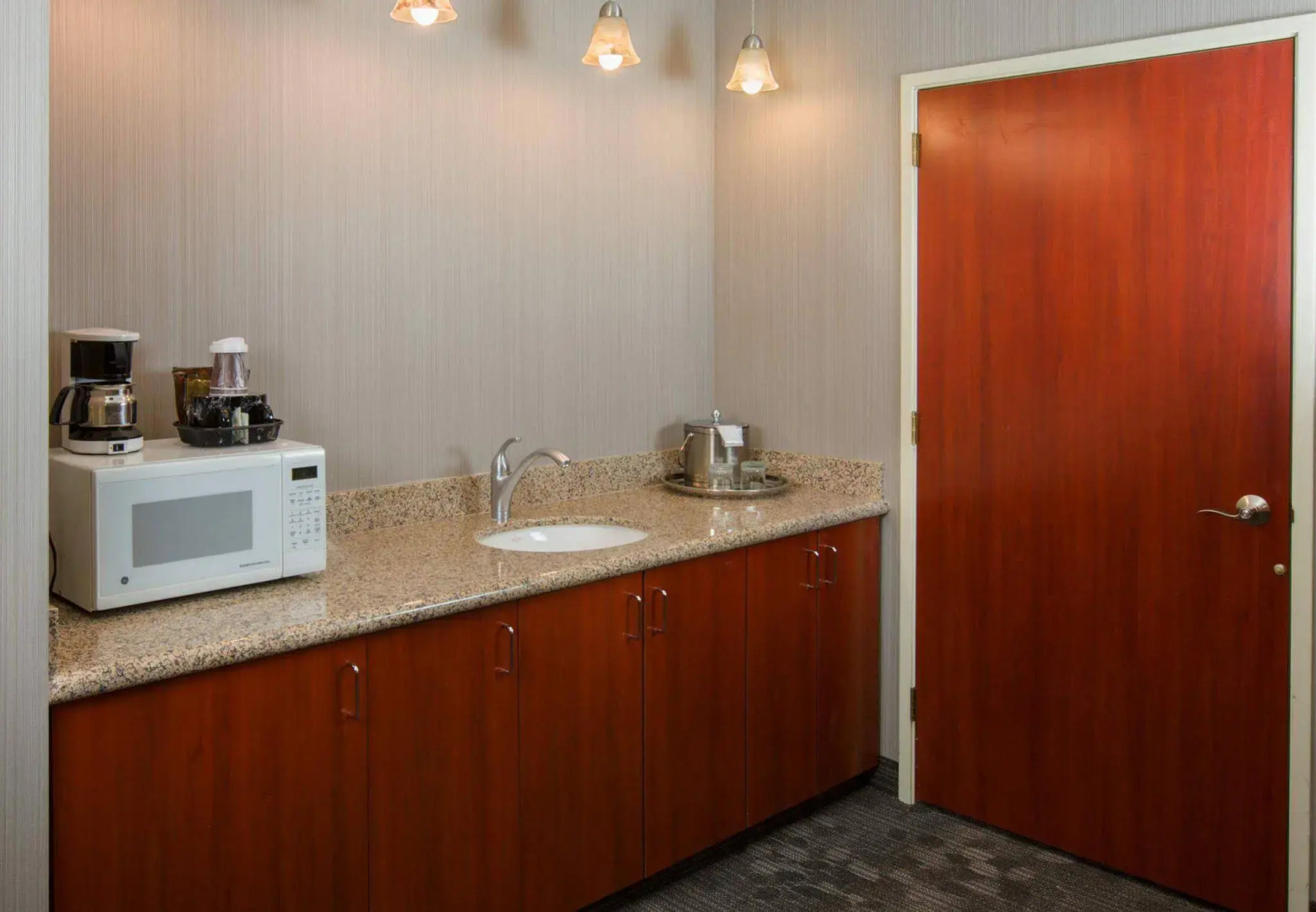 Courtyard by Marriott Portland Tigard