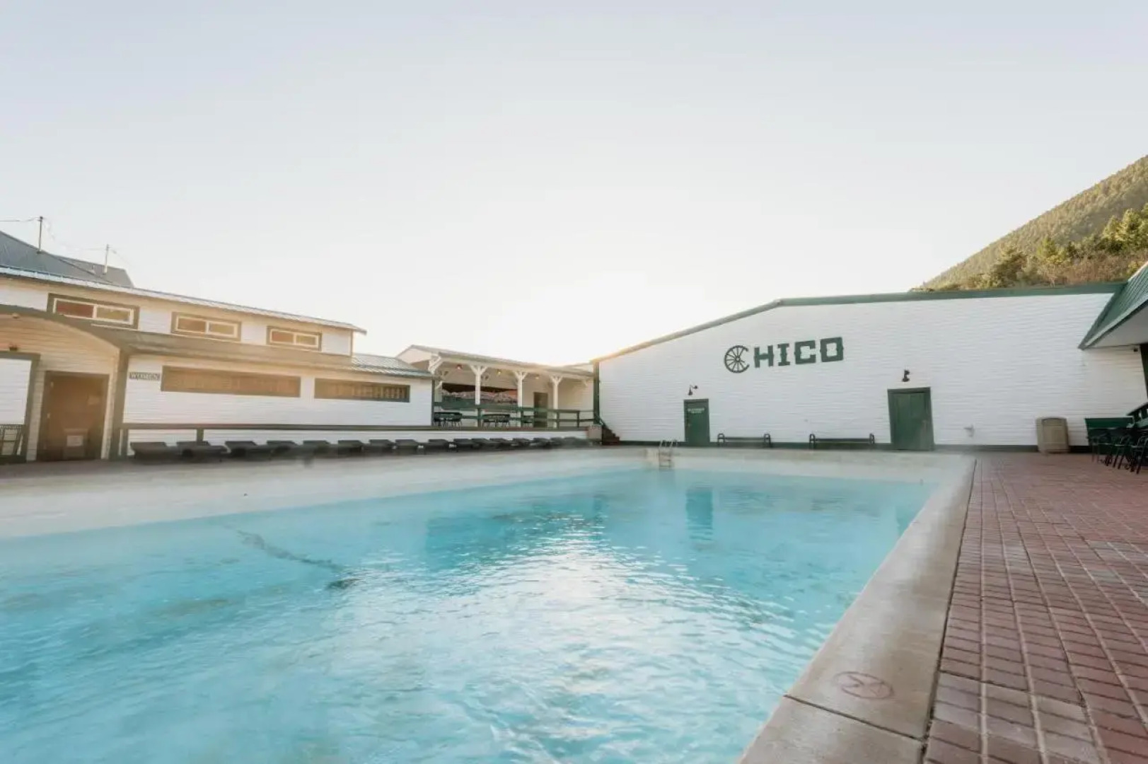 Chico Hot Springs Resort & Day Spa
