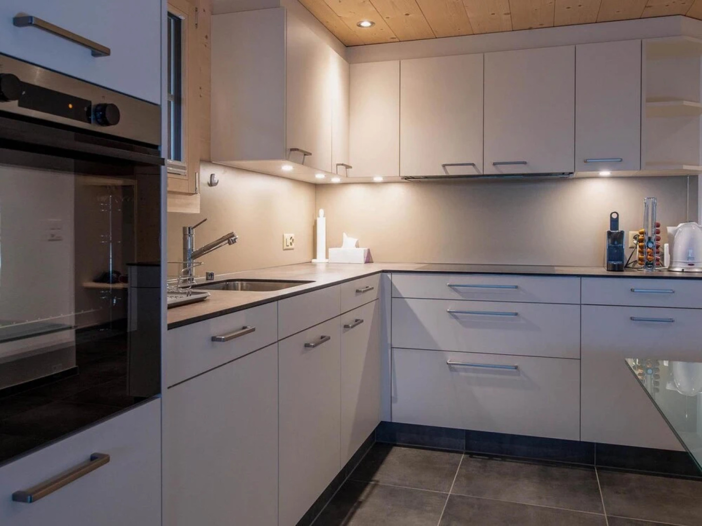 Untere B Hlstrasse 10 - UG Lenk